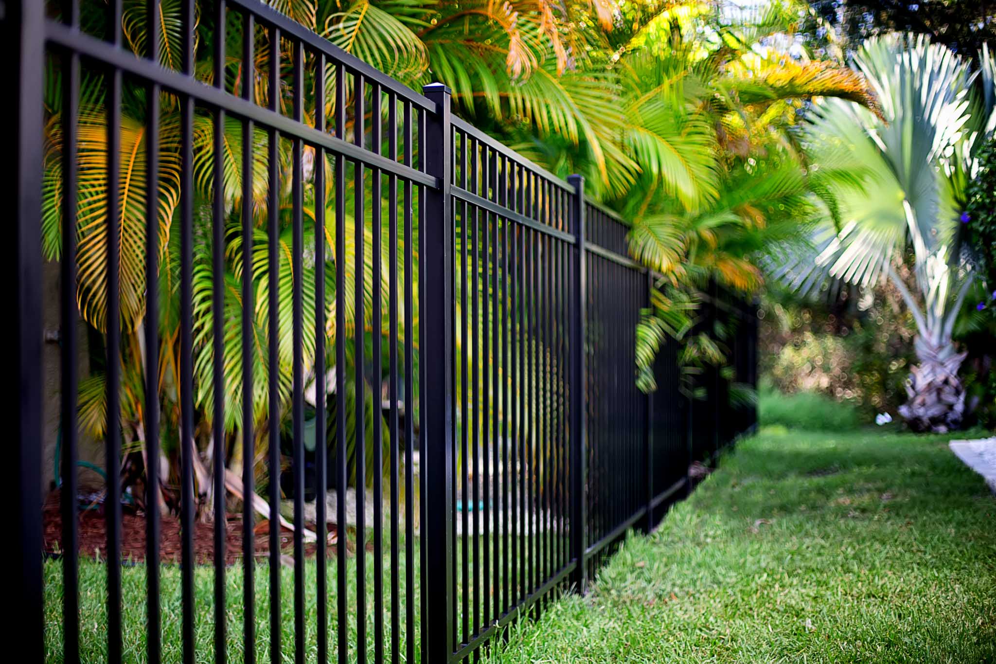 An aluminum fence installed by the 76 FENCE team.