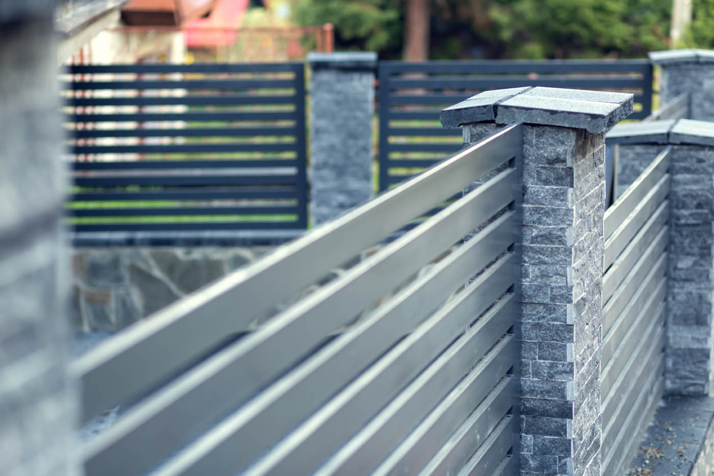 A sleek, deep-cleaned fence after power washing from 76 FENCE North Charlotte.